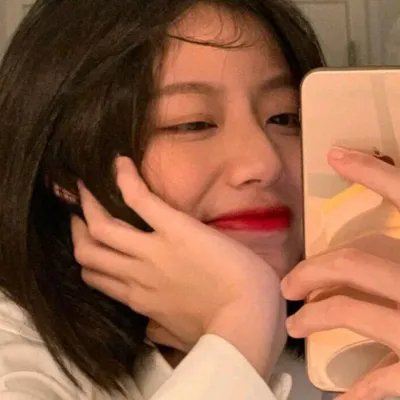 和帅哥一起吃饭